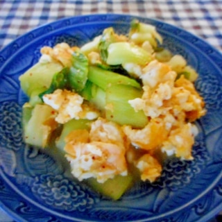 チンゲン菜と卵の唐辛子味噌炒め